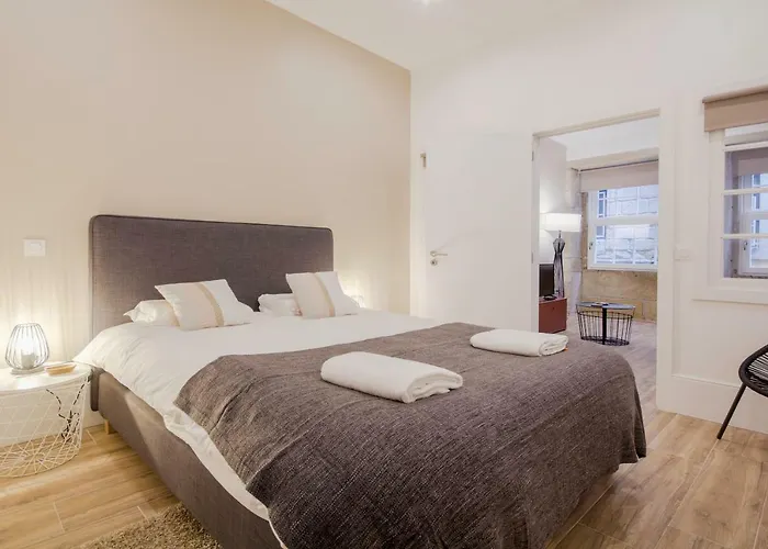 Ohh -S Joao Apartments- Riverside